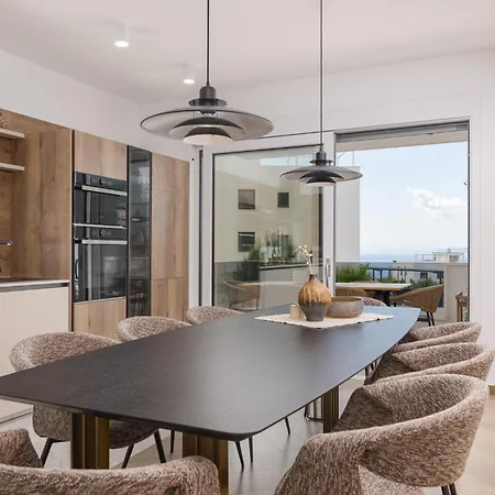 Apartment Azure Pine *